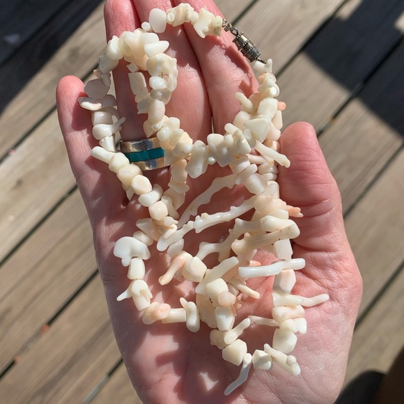 Vintage Estate Genuine Angel Skin Coral necklace - Picture 3 of 5